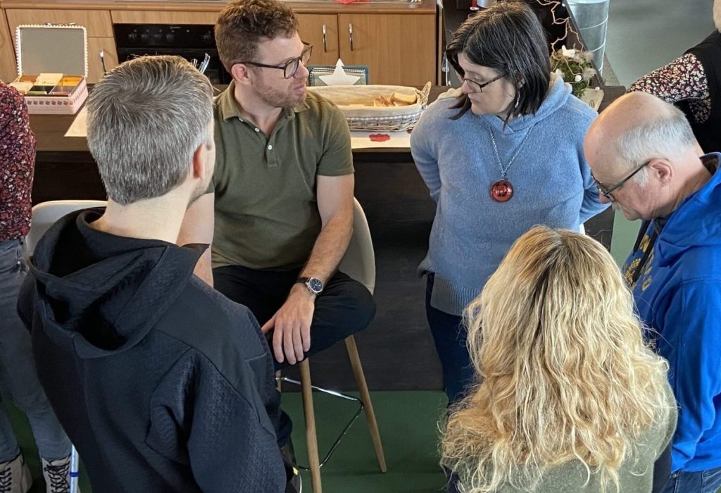 20230219_094046389_iOS