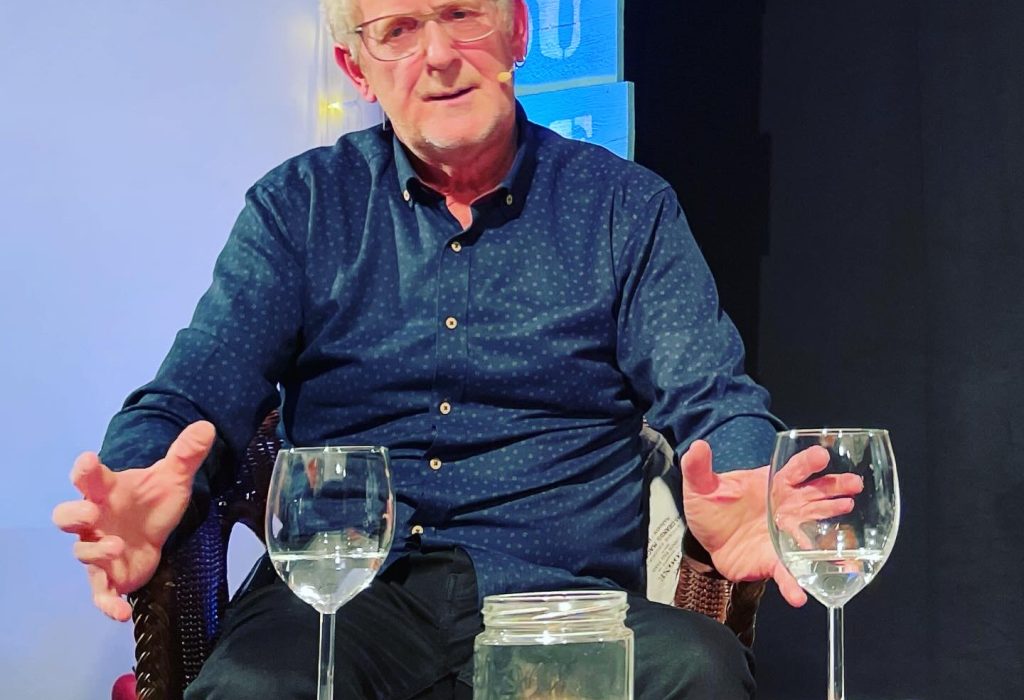 20231104_163144364_iOS