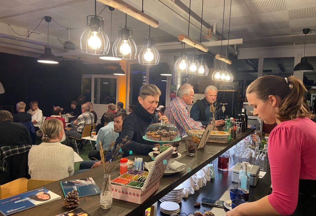 Foto 13.11.21, 19 56 01